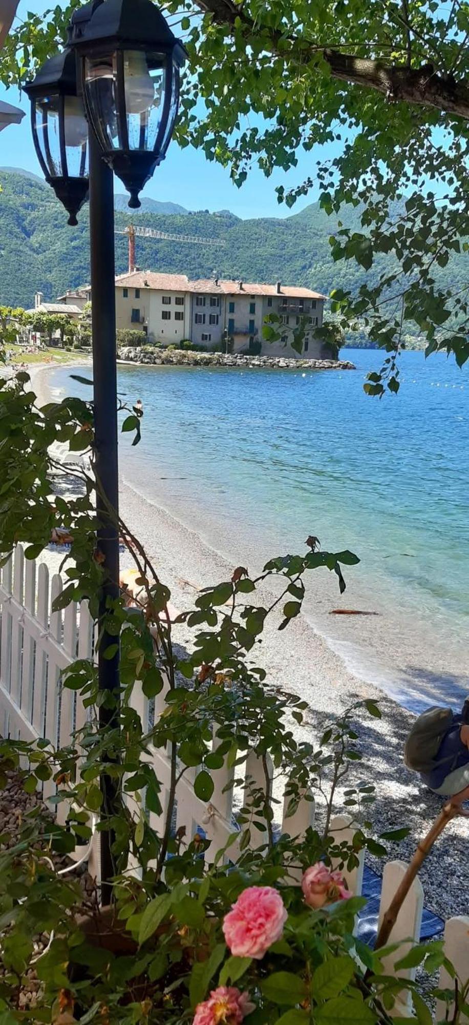 Laura'S Cottage With Lake View, Detached, 5 Kilometers From Varenna Lierna Exterior foto